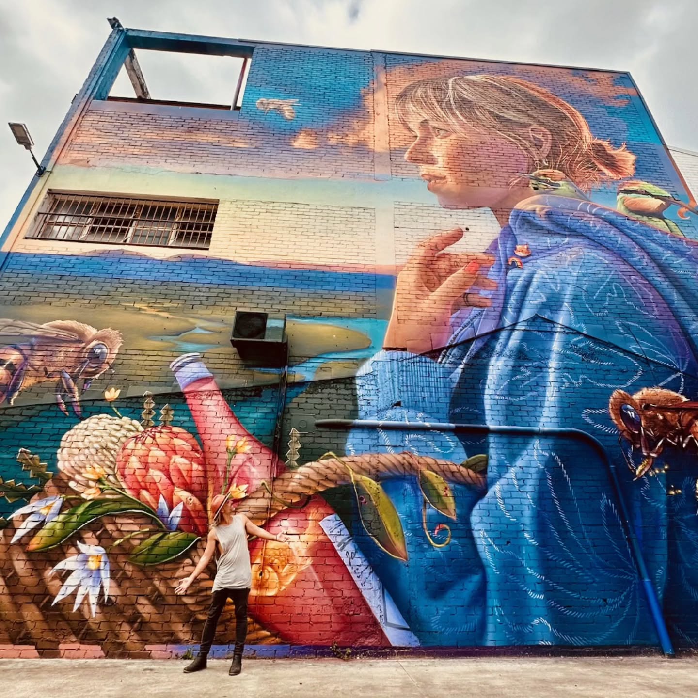 Absolutely no filter needed. Incredible painting by ScottnagyKrimsone!
I've just arrived in Mackay and now sitting @mcguireshotelmackay. This is such a cool venue!
I'll be performing tonight from 6pm
It's just me and you tonight, had to leave the boys and the family at home for this one!
Thanks for the lift and this cool picture @cherrie.hughes.photographer So good to catch up :)
Huge love and see ya soon Mackay :)
#solomusician #bluesmusic #soulmusic #countrysoul