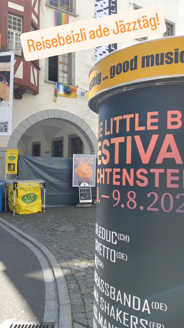 Mer hend imfall offe und gaaanz vil platz do obe... Kunsch au?
#reisebeizli #lichtensteig #RathausfürKultur #gnüsse #offä #Bier #Wein #Aperitif #Summerbar #Foodtruck #Reisefüdli #wowtoggenburg #gemeindelichtensteig #toggenburg #wiefunktioniertdamitdänehäshtägs #keiahnig #hörejetztufdemit