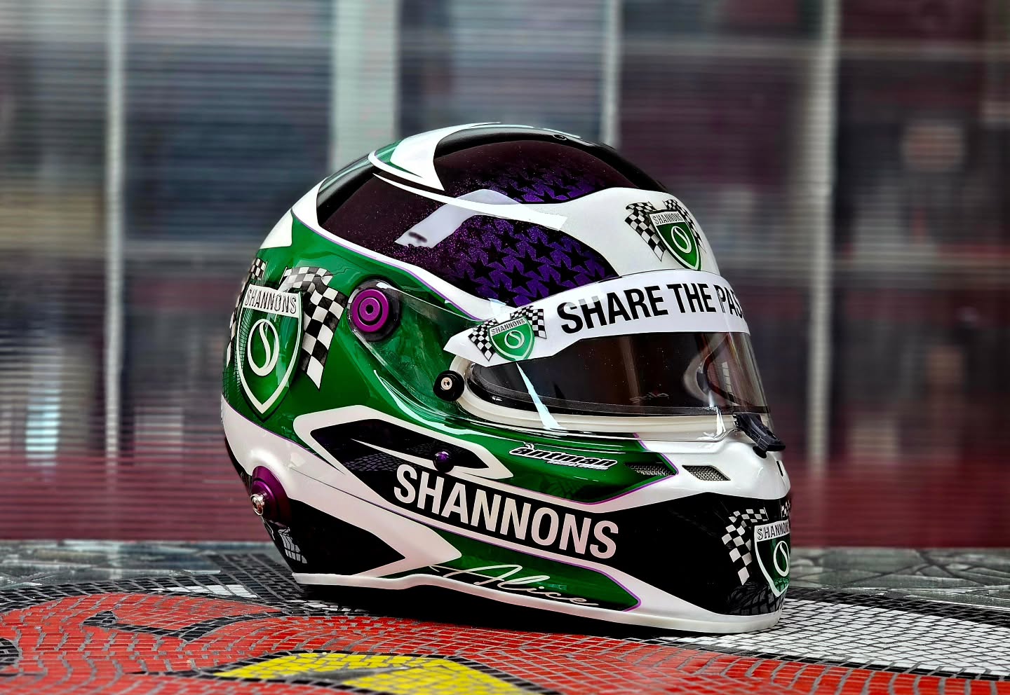 @alice.buckley50 partners with @shannonsinsurance for 2025, wishing her all the best. 😊
@antman_custom_trix @msgd16