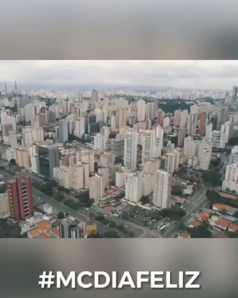 Adoramos participar desse dia e entregar esse after movie cheio de amor! Confere como foi o #McDiaFeliz
#institutoayrtonsenna #movie #videomaking
@marcioschimming @gusttavomm
@pathfavaro
#Repost @institutoayrtonsenna
• • • • • •
Que dia memorável! Muita gente comprou o Big Mac e garantiu saúde e educação a milhares de jovens e adolescentes pelo Brasil. #McDiaFeliz #InstitutoAyrtonSenna #Educação