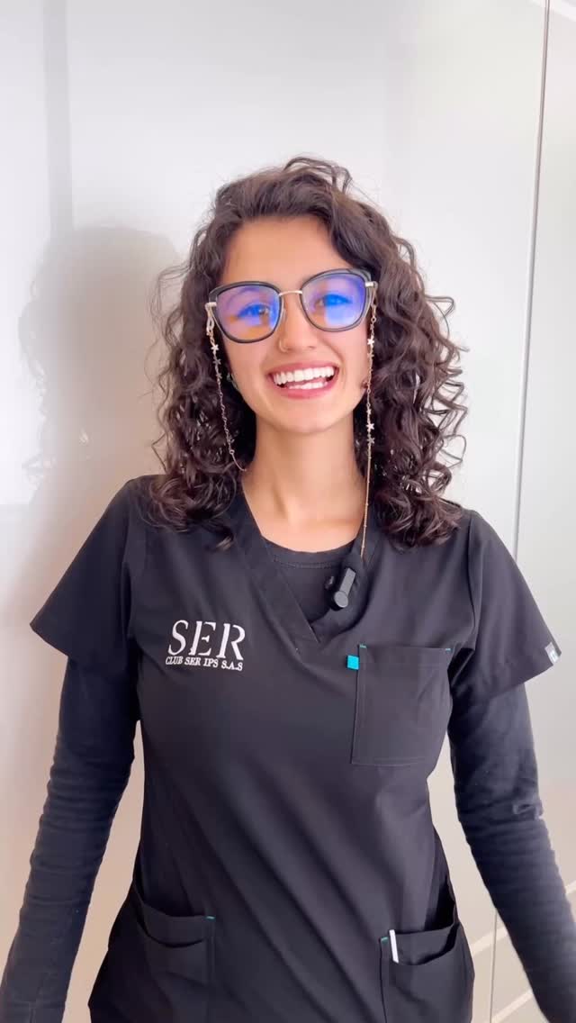 ¿Tu entrenamiento es exigente?
Dale a tu cuerpo lo que realmente necesita para recuperarse.
La sueroterapia en Club SER combina vitaminas, minerales, antioxidantes y aminoácidos para ayudarte a:
✅ Rehidratar tus células
✅ Disminuir la inflamación muscular
✅ Reponer electrolitos
✅ Y reducir el tiempo de recuperación
Contamos con sueros formulados especialmente para apoyar tu salud y tu rendimiento como:
💧 Suero Revitalizante – Recuperación muscular y mental
💧 Suero Metabólico – Energía y función celular
💧 Suero Detox – Eliminación de toxinas y soporte hepático
📍 Entrenes con frecuencia o te estés preparando para una competencia, la diferencia se nota desde la primera sesión.
🩺 Agenda tu cita en Club SER. Tu cuerpo te lo va a agradecer.
#Sueroterapia #RecuperaciónPostEntreno #ClubSER #EntrenamientoIntenso #RendimientoDeportivo #SueroterapiaBogotá