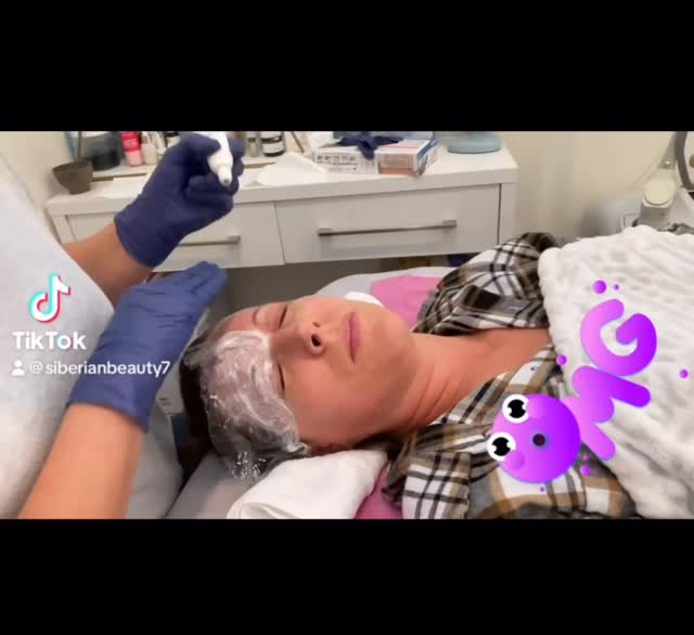 Fine lines, crow’s feet, or sagging skin around your eyes?
Our Fibroblast Eye Wrinkle Texture treatment is skin-tightening solution that delivers real, visible results-without surgery or much downtime
✅Tightens delicate under-eye skin
✅Reduces the appearance of fine lines & wrinkles
✅Stimulates natural collagen & elastin production
✅Long-lasting, rejuvenated results
Book ‼️#your free consultation today and discover the future of age-defying skincare
Call us at 201-961-5571
http://Capricebeautybar.com/#capricebeautybar #age #sarasotaflorida #medspa #hifu #fibroblastskintightening #fibroblast #skin #siberianbeautyskin #siesta #siestakeybeach