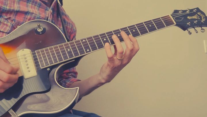 Found some #brownsound out here yall!!!
Hope everyone has a #smoothwknd
#yazzflute #brownsound #guildtd100 #jazzguitar #evh #improvisation #mel9 #strymon #anytimeyouneedit #dirtymartini