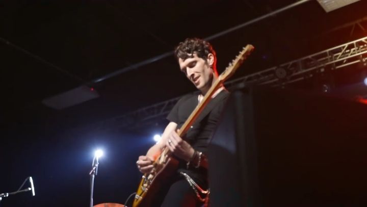 New @stereofeet single Leaving The Grind! Check it out! Link in @stereofeet description.
🎥@wildflowerfilms_
#rocknroll #rockmusic #rock #foofighters #shinedown #davegrohl #ledzeppelin #rageagainstthemachine #audioslave #chriscornell #soundgarden #aliceinchains #bigwreck @officialmyleskennedy @thornicus @rickbeato1 @douglasaldrichguitar @glennhughesonline @jerrycantrell @toddkerns @zmyersofficial @markslaughterofficial @john5official #rockguitar
#line6 @official_line6 #marshall # @ernieball @brianheadwelch @thetylerbryant @jaredjamesnichols @richie_kotzen