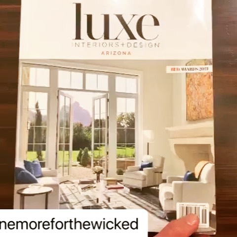 This is still so exciting! Allyson we did this!! And of course a team of other uber talented professionals where AZ is their home. For us Georgia girlsā¦well itās just down right thrillinā šThanks @onemoreforthewicked for posting this! (May/June Issue) @luxemagazine
