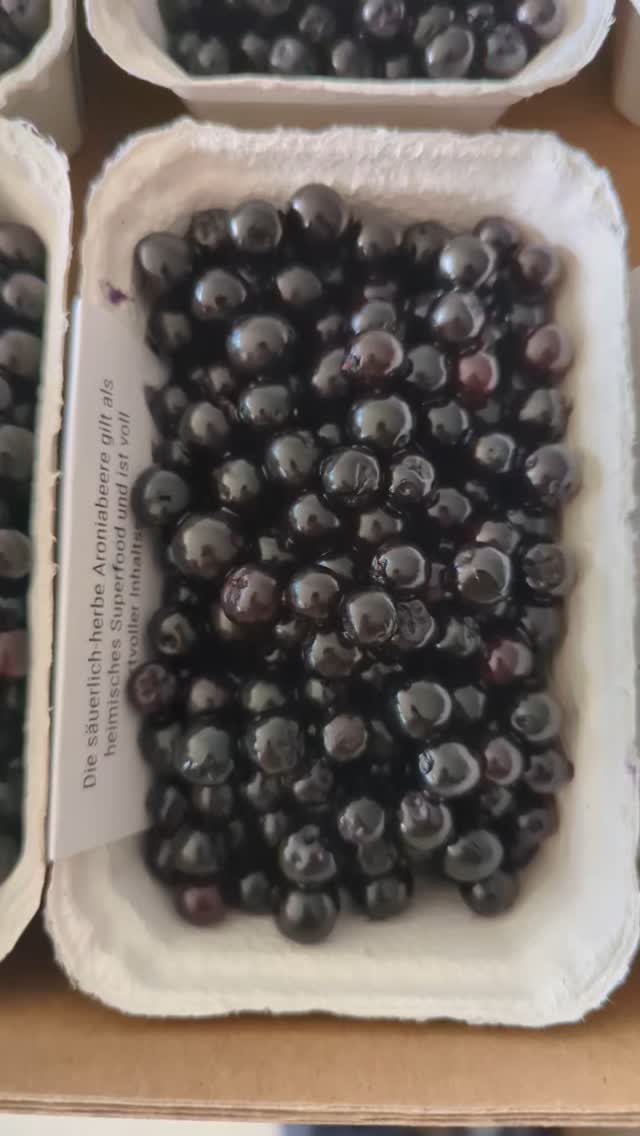 #hofladen #aronia #regional #superfood #heimathungrig