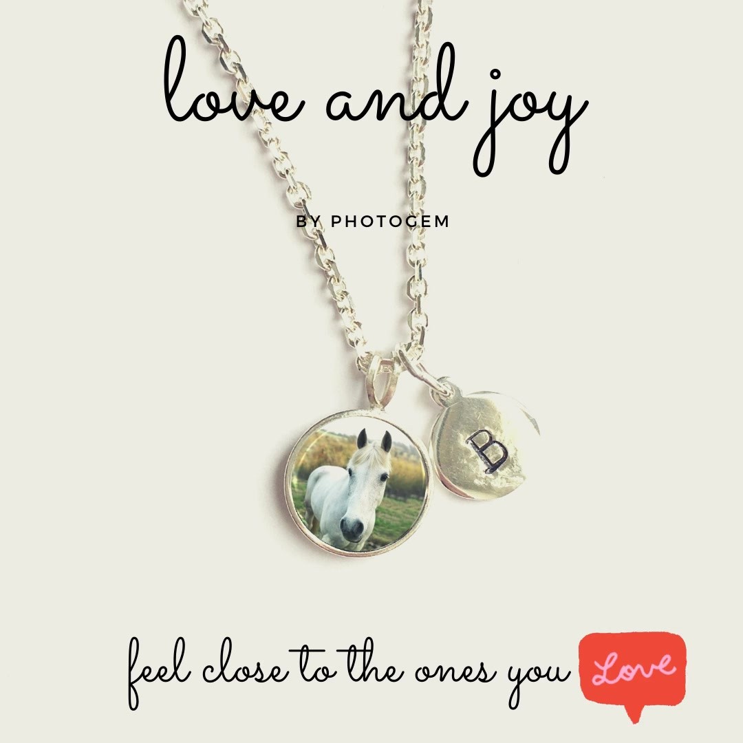 Special gifts like this can make someone
feel so special and treasured. Wouldn't you want to
feel special and treasured too? Give them a big hint " I
would love a Photogem" Oh heck just treat yourself,
because you're worth it 🥰
.
.
.
#photogem #feelinggood #bespoilt #spoilhergifts
#giftsforgirls #giftsforwomen #personalisedgiftsforher