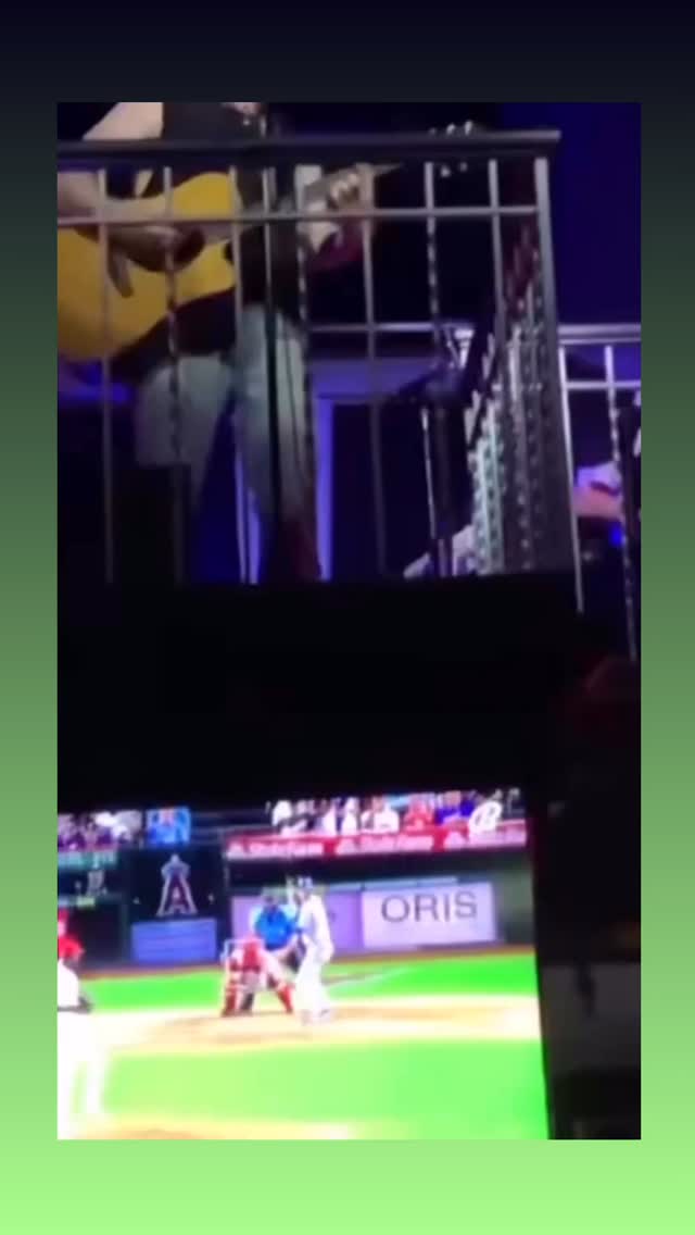 Get ready to throw napkins, scream your lungs out, and dance ‘til closing
We hit the stage at 10PM, then DJ Xcel keeps the party going all night.
Long Beach isn’t ready. Hold on tight… Dizzy is coming.
#DizzyAfterMidnight #DJXcel #TheInnLongBeach #LiveMusicNY #LBNY #SaturdayNightParty #ThrowTheNapkins #LongBeachVibes