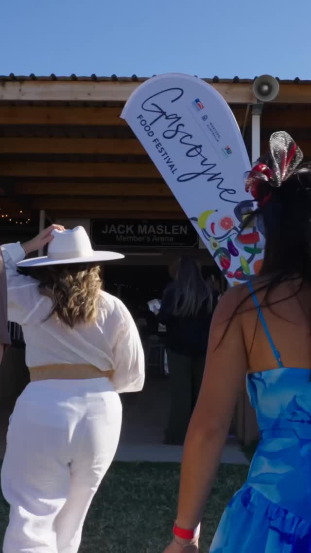 Prawns, Pimms & a whole lot of glam
Massey Bay’s Prawns & Pimms event was an absolute vibe – from fresh local produce to frocks, fascinators and fabulous fun!
Big thanks to everyone who showed up in style and made Fashions on the Field one to remember. You all looked amazing!
ICYMI – don’t stress! The festival fun is just getting started…
Grab your tickets for The Shack’s Mexican Fiesta this Friday
Only 4 weeks of foodie events left, so don’t sleep on it!
👉 Head to gascoynefoodfestival.com.au for the full program
Big thanks to our sponsors:
Tourism WA | Gascoyne Development Commission | Sea Harvest | Opal | Farmer Jacks | Racing WA
📸@scottplume @jydeeleo @gascoynemedia
#GascoyneFoodFestival #PimmsAndPrawns #FashionsOnTheField #MexicanFiesta #GascoyneGoodness