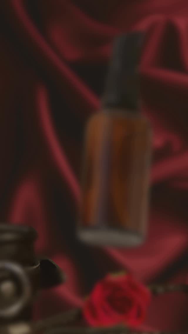💋 Something sensual is coming… crafted to awaken the senses and stir desire. Are you ready to indulge? 🌹
#TonicCo #StayTuned #CraftedForPleasure #DesignedForDesire