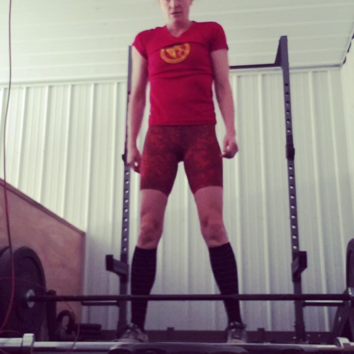 This month I'm on a roll. I have been doing the #deadcember workouts from @sorinex_deadcember, rowing about 12,000 to 14,000 meters per week and running 20 to 25 miles per week. The home gym is almost complete so no more wasting time going to the gym. I've really learned how to be productive. Having a 2 year old and trying to balance work, fitness, and mommying is a constant challenge.
#homegym #strongmom #runnermom #runnermomlife #deadlift #iliketopartyandbypartyimeandeadlift