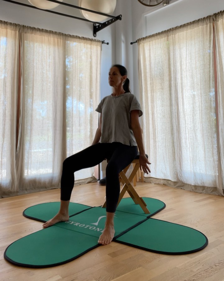 360 degrees around the spine hips and shoulders with the GYROKINESIS® method. A perfect way to awaken the whole body, stimulating flow of oxygen and blood, eliminating toxins, lubricating the joints and creating space.
_
Classes are currently being held online via zoom. Message us to join.
_
Mondays 2.15pm - 3.15pm Introductory Taking it Slow
_
Wednesday 8.30am - 10.00am
Regular Flow
_
Sunday Monthly Restoration Starting 23rd January 3.30pm - 5.30pm. A regular routine of dry brushing, ‘awakening the senses’, plus a full sequence of stool, floor and standing work.
_
#pilatesandmovement #pilatesandmovementsunshinecoast #gyrokinesis #gyrokinesis® #awakeningthesenses #breathwork #breathworksunshinecoast #yogasunshinecoast #sunshinecoastyoga #yogainmotion #workshopssunshinecoast #sunshinecoastworkshops #sunshinecoasthealth #sunshinecoasthealthandfitness #sunshinecoastfitness #fitnesssunshinecoast #movesunshinecoast #movingmeditation #meditationsunshinecoast #sunshinecoastmeditation #breathworkmeditation #movementmeditation #movementismedicine #movementislife #wearyoga #naturalfibres #organicactivewear
