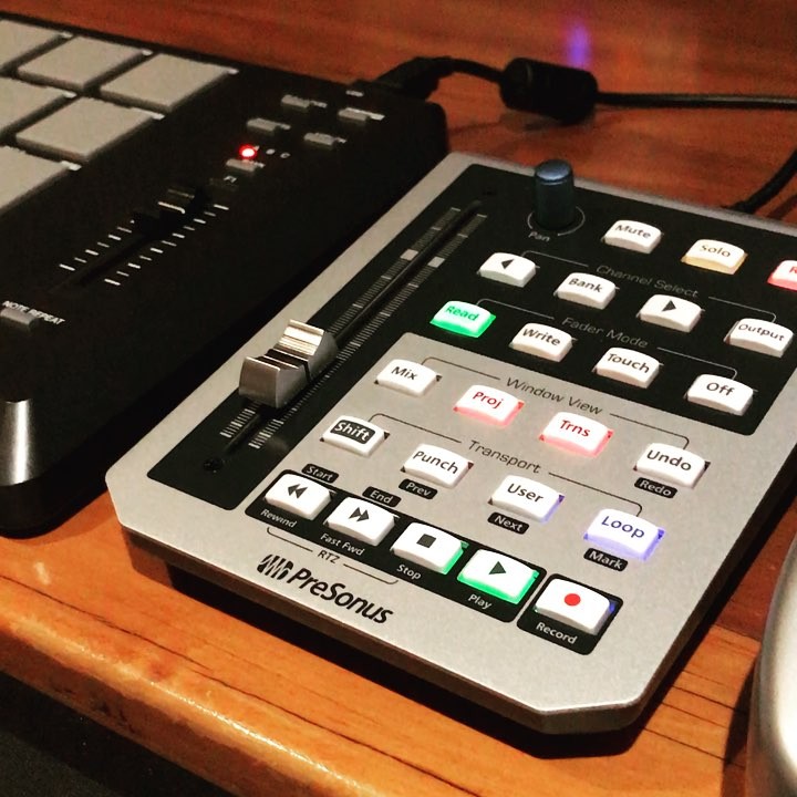 ... aaaaaand cut! #logicprox #macbookpro #equipo #mixing #musictech #musicproducer #presonus #rgxproductions