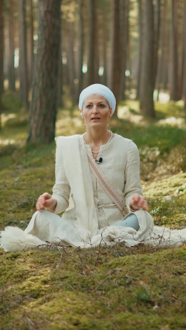 🌟 Labklājība sākas, kad Tu staro no iekšienes.
Kad prāts ir skaidrs un sirds atvērta, Tavā dzīvē sāk ienākt iespējas, miers un prieks. Kundalini joga palīdz sakārtot domas, atjaunot enerģiju un piesaistīt labvēlību visās dzīves jomās. ✨
🧘♀️ Praktizē Kundalini jogu kopā ar mani: kundalinijoga.lv
📲 IG: @kundaliniyoga.lv
#kundalinijoga #labklājība #jogalv #iekšējaisspēks #apzinātība #jogalatvija #ritajoga #bezmaksasjoga #AmangeetKaur #jogarīgā #elpa #garīgāattīstība #meditācija #enerģija