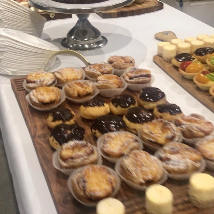 Recently CafeCamino catered for a Growers & Suppliers Group.
They not only enjoyed our Paella 🥘
But our wonderful dessert selection made by renowned Pastry Chef Peter Smith.
Also available wasvMr Camino’s famous Tarte de Santiago cake(Gluten-free!!) a traditional Spanish almond cake.
So book for your next event!!
It all happens at
CafeCaminooo!!!
#santiagotarte #caminodesantiago #caminofood #cateringnewcastlensw #homegrownmarketspeerspoint #streetfood #fivesensestwilightmarket #ludosgourmetkitchen #avocabeachpicturetheatre #copacabanaslsc #paellalovers #desserts
