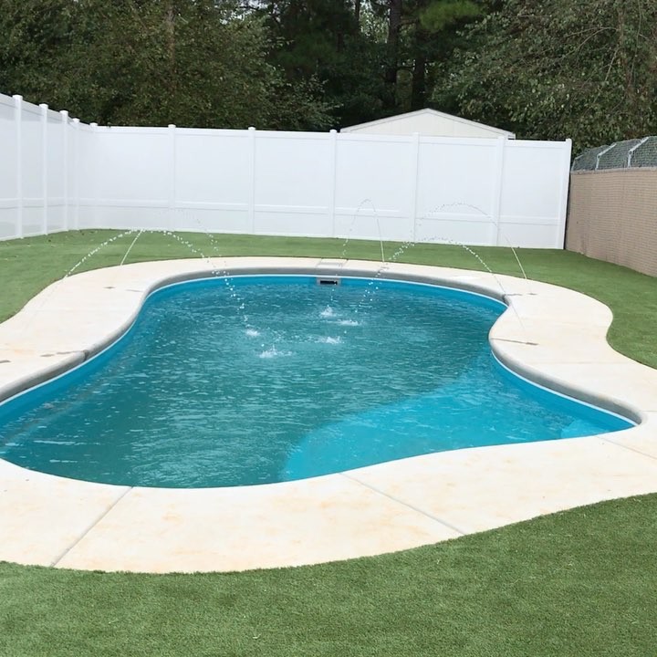 Poolside perfection at Bone Voyage Pet Resort! 🐾💦 Our Ultimate K9 Turf creates a safe, low-maintenance, and pet-friendly space for play and relaxation. 🌿🏖️ No mud, no mess—just happy pups!
Ultimateturf.com
Info@ultimateturf.com
#BoneVoyagePetResort #puppydaycare #petturf #petfriendlyturf #ultimateturf