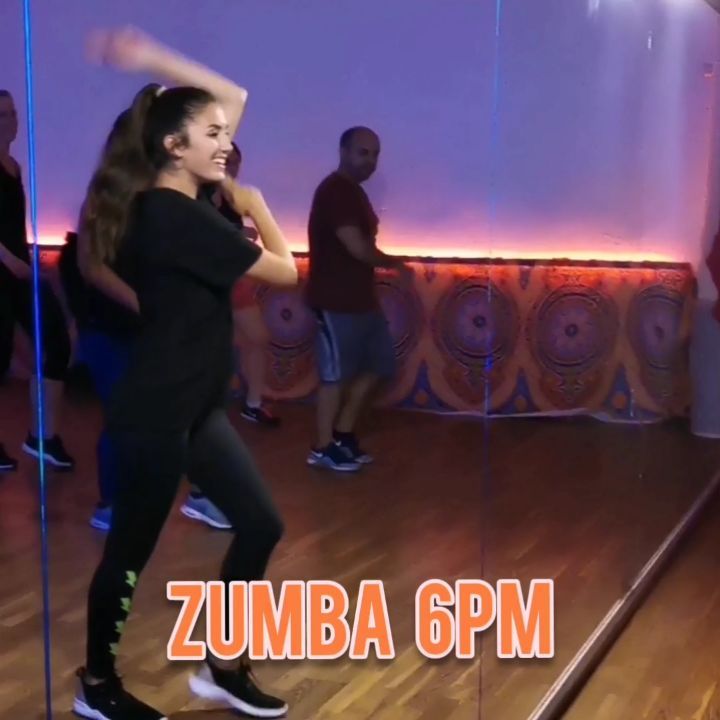 We are ready for #zumba tonight at 6! Join us in the studio or online. Register here: www.danceconnection.se 💛
#dans #dansa #träning #hälsa #måbra #bellydance #magdans #stockholm #dansaistockholm #sverige #zumba #jallabina #salsastockholm #dc #danceconnection #stockholmdc #odenplan #vasastan