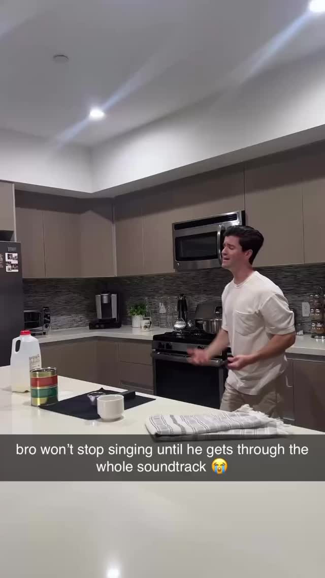 he’s trying to seal the honmoon for good 😭😮💨 what it sounds like from kpop demon hunters
#singer #kpop #kpopdemonhunters #whatitsoundslike #singersofig