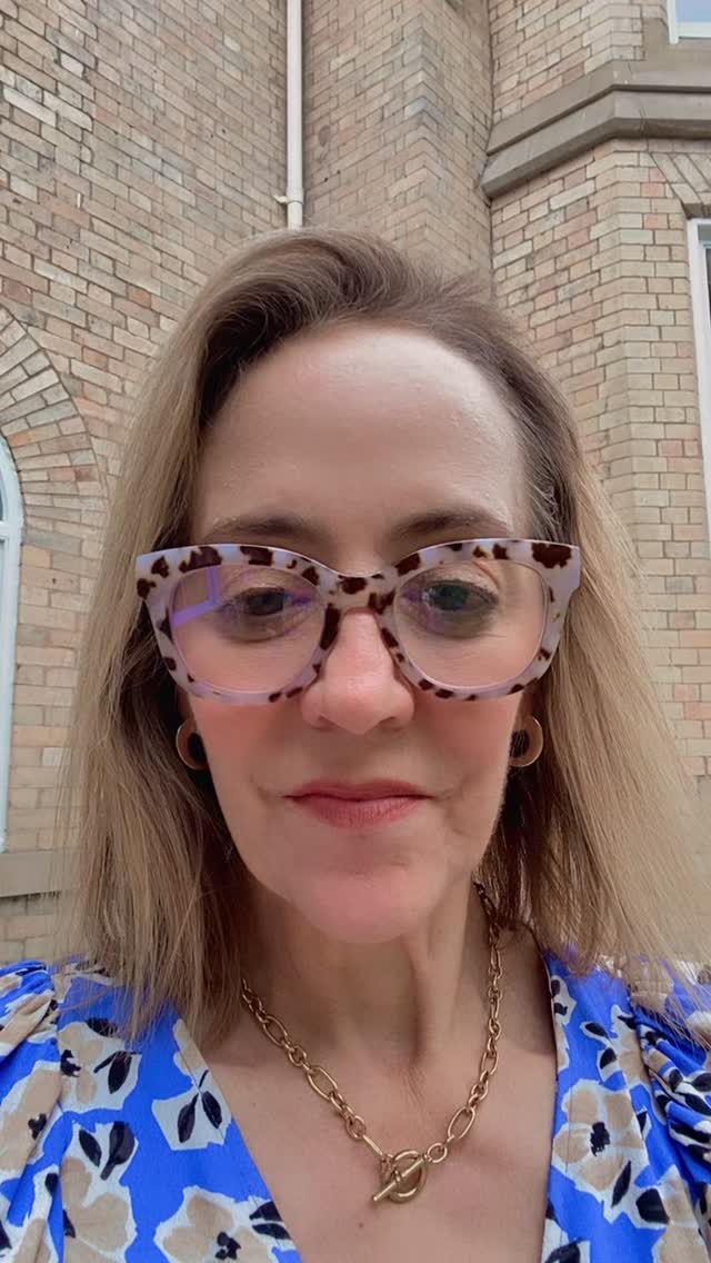 It’s Back to School time, and you know what that means? Carpool!
In this Sneak Peek, I share the story behind my book’s title, “I Can’t Have Cancer, I Have Carpool!”
The title also connects to the very first steps I took toward self-sufficiency following my diagnosis and how you can too.
Because sometimes the road back to normalcy after a cancer diagnosis starts…right in the carpool lane.
Check it out!
#motherswithcancer #momswithcancer #icanthavecancerihavecarpool #sneakpeek