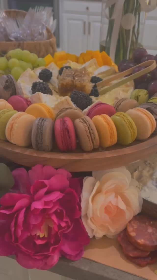 Graze your way through this edible and unforgettable party centerpiece
#grazingtable #grazing #tampacatering #tampabay #charcuterie #foodgasm