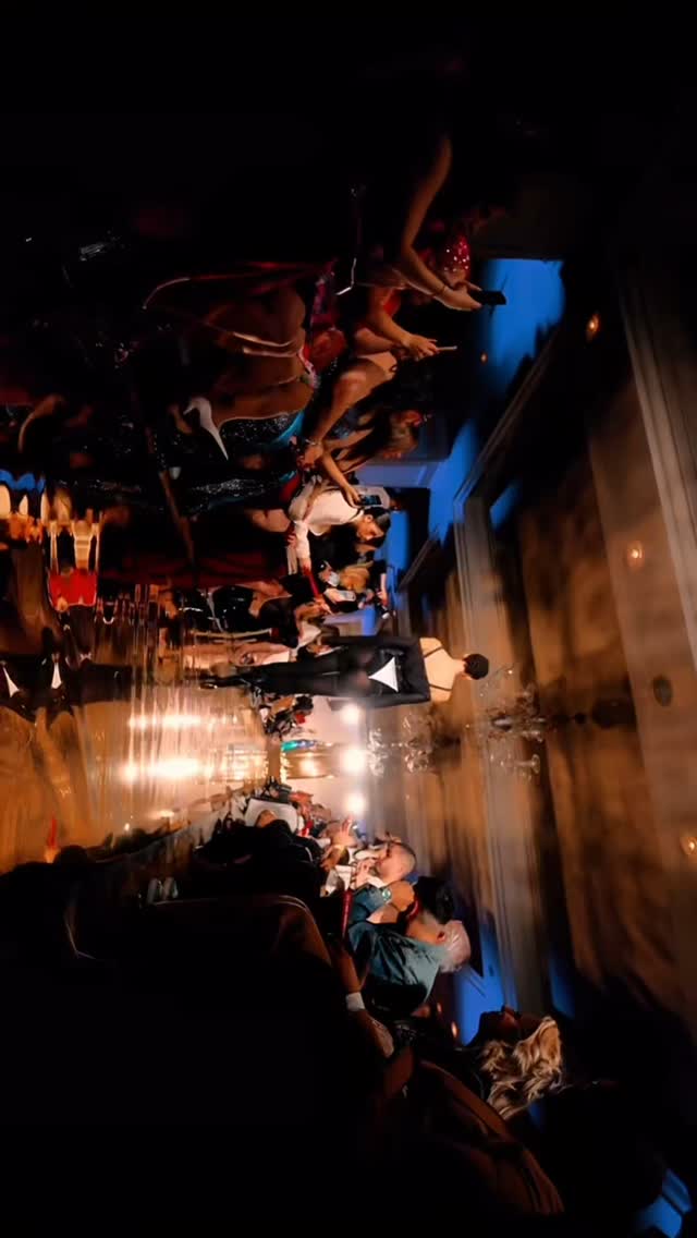 Flip your phone!
A moment to remember from Milan Fashion Tour.
FaireOir shoes on the runway - bold, sculptural, unforgettable.
Designed in Israel. Walked with pride in Milan.
"#MilanFashionTour #FaireOir #RunwayMoment #IsraeliDesign #FashionWeek #UnisexShoes #ArtInMotion
#faireoir #faireoirshoes
#artinspiredfashion #heels #FashionForward #fashion #fashionstyle #artistinspired #aliveshoes
#sukkot25_ii