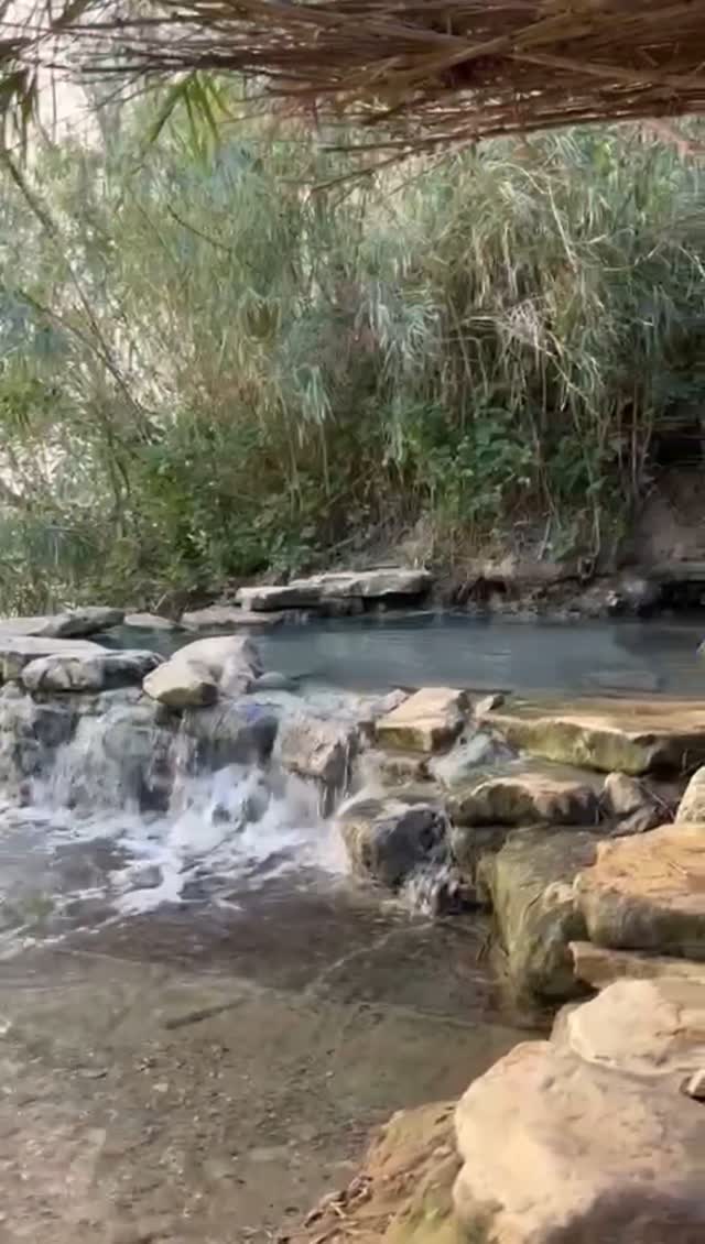 ♨️ At the Segestane Hot Springs, the water tells stories.
She was a writer, searching for inspiration.
He just wanted to see her smile again.
Between the warmth of the natural springs and the silence of the valley,
the words returned.
Sometimes, all you need is to stop and listen to Sicily. 🌿
#SicilyWestByMario #AuthenticSicily #SegestaneHotSprings #EmotionalTravel #TravelSicily #UniqueExperiences #TravelStories #TravelTherapy