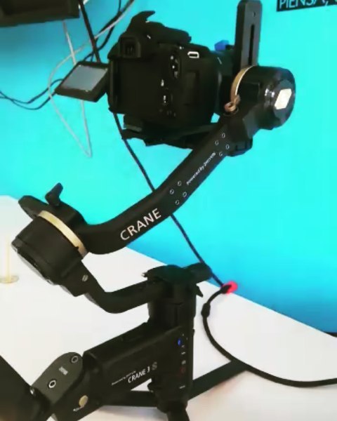 La perfecta combinación #zhiyuncrane + #canonsl3 + #sigmaart
Calidad, precio y versatilidad
@zhiyunindia
@canonusa
@sigmaphoto