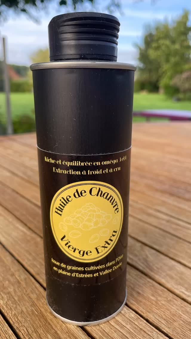 Nous avons lancé la commercialisation de notre huile de chanvre et nos graines décortiquées.
Rapport oméga 3-6 parfait, riche en protéines et acides aminés, des propriétés incomparables !!!!
Si vous êtes intéressé, contactez-nous ou venez nous voir à la fête de la ruralité les 6 et 7 septembre à Compiègne.
#hautsdefrance #plainedestrees #oise #chanvre #food #proteine #alimentationsaine