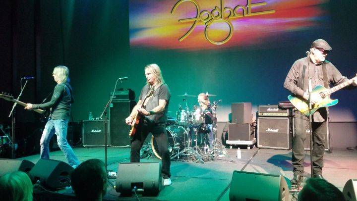 FOGHAT
Fool for the City
#classicrock #angelofthewindsarena
#foghat #foghatlive #savoybrown
#bryanbassett #rodneyoquinn #rogerearl #1975