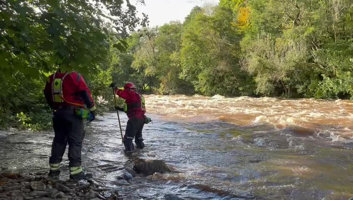 Day two of new recruits on there SRT course. River usk. #floodrescue #rescue3europe