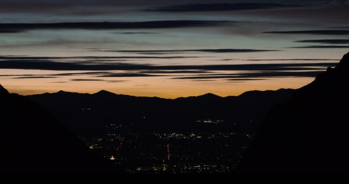 Looking down Little Cottonwood Canyon into the city lights .
.
.
.
.
.
#parkcitytransportation #parkcity #snowbird #brighton #skiutah #utahisrad #utahdrone #utah #deervalley #alta #skisolitude #shuttleparkcity #sundance #exploremore