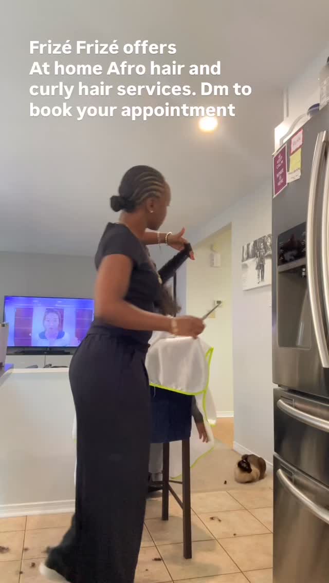 If you want to stay in the comfort of your own home to get your hair done no problem, Frizé Frizé offers at home afro hair and curly hair services. Dm to book your appointment.
.
#frizé_frizé #frize_frize #Canadianmade #coilyhair #Haircuts #ottawamobilehairstylist #naturalhair #Hydrationtreatment #Naturalhairproducts #Crueltyfreebeauty #Texturedhair