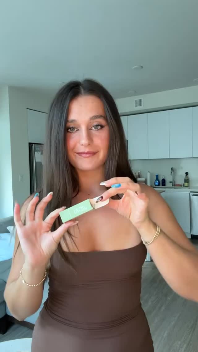 life of a JIDAI girl… coming soon 🧡
#ts12 #lifeofashowgirl #newera