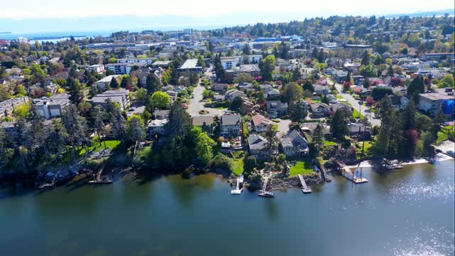 Modern kitchen + garden views + spa-inspired master bath + oceanfront outdoor seating & fireplace = your dream home. Let’s tour!
#yyj #yyjrealestate #yyjrealtor #yyjrealtors #HouseTour
@dmtherealtor