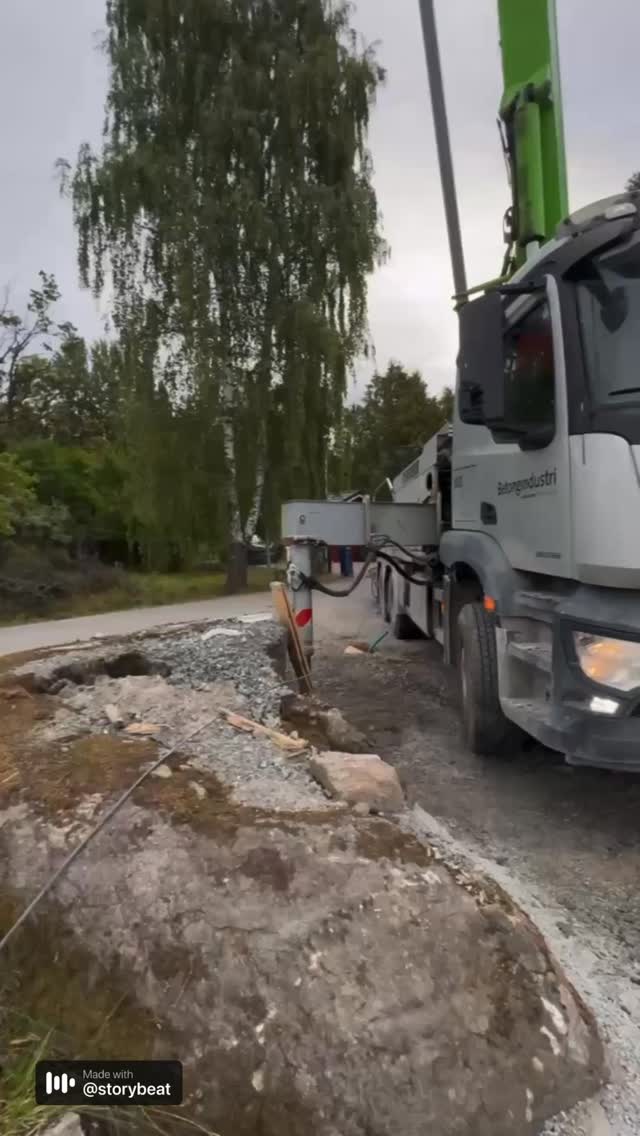 #tyresobetong #tyresöbetong #betongindustri #concrete #concretefloors #formwork #rebar #armering #betong #betongplatta #gjutning #powertrowlels #concreteslab #concreteflatwork
#detgråaguldet #glättare #gjuta #villaplatta #betongväggar #castconcrete #sloda