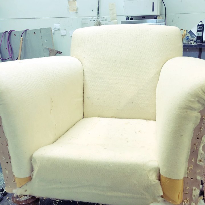 Second part to the floral sofa about 8 posts ago you can just see the sofa arm in the background. #saturday #saturdaymorning #suffolk #home #homemade #recycle #upcycle #decor #instagood #instadaily #instagram