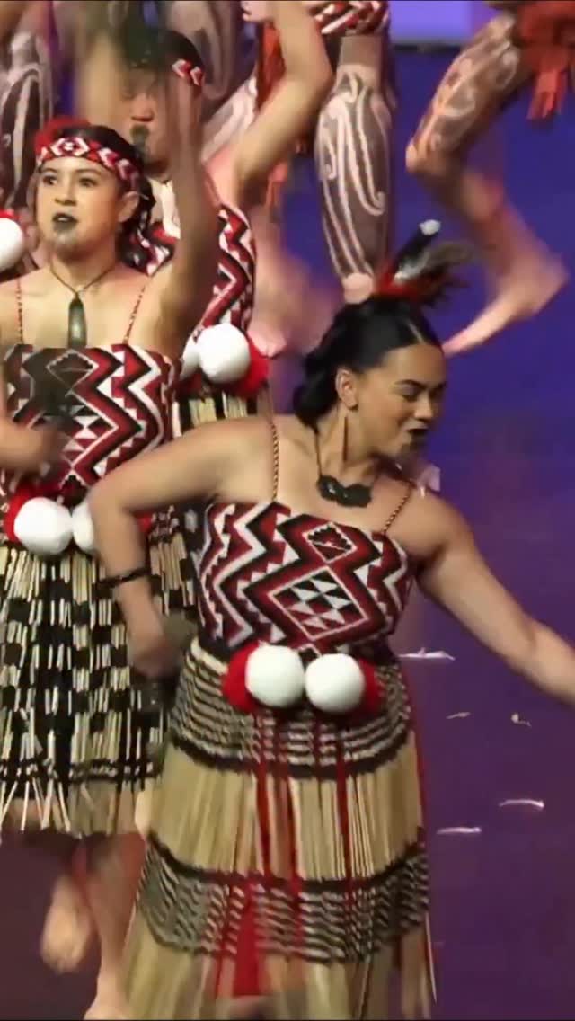 Big mihi to all our rakatahi who brought the 🔥
TE WHAKATAETAE KAPA HAKA MŌ NGĀ KURA TUARUA O WAITAHA 2025
Tūturu te noho
Tūturu te hono
Tūturu ake nei
Mō Kā Uri | Kāi Tahu 2050
🎥@tahufm
For full bracket go to https://tahufm.online/home/waitaha-2025