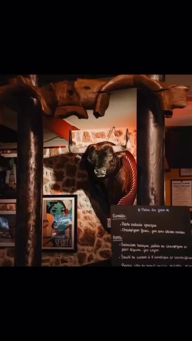 No José !! No se puedo 🔥 On se retrouve en terrasse ou à la Clim pour partager nos spécialités en Tapas et nos sélections de viandes les amis !! On est ouvert tous le week end comme d’hab pas de pont pour nous !! 🥂🔥🍻 #rosanegracotebarcelone #rosanegratoulouse #bartapastoulouse #RestaurantToulouse #toulouse #RosaNegra #tapastherapie #toulousefood #toulousecity #toulousebynight