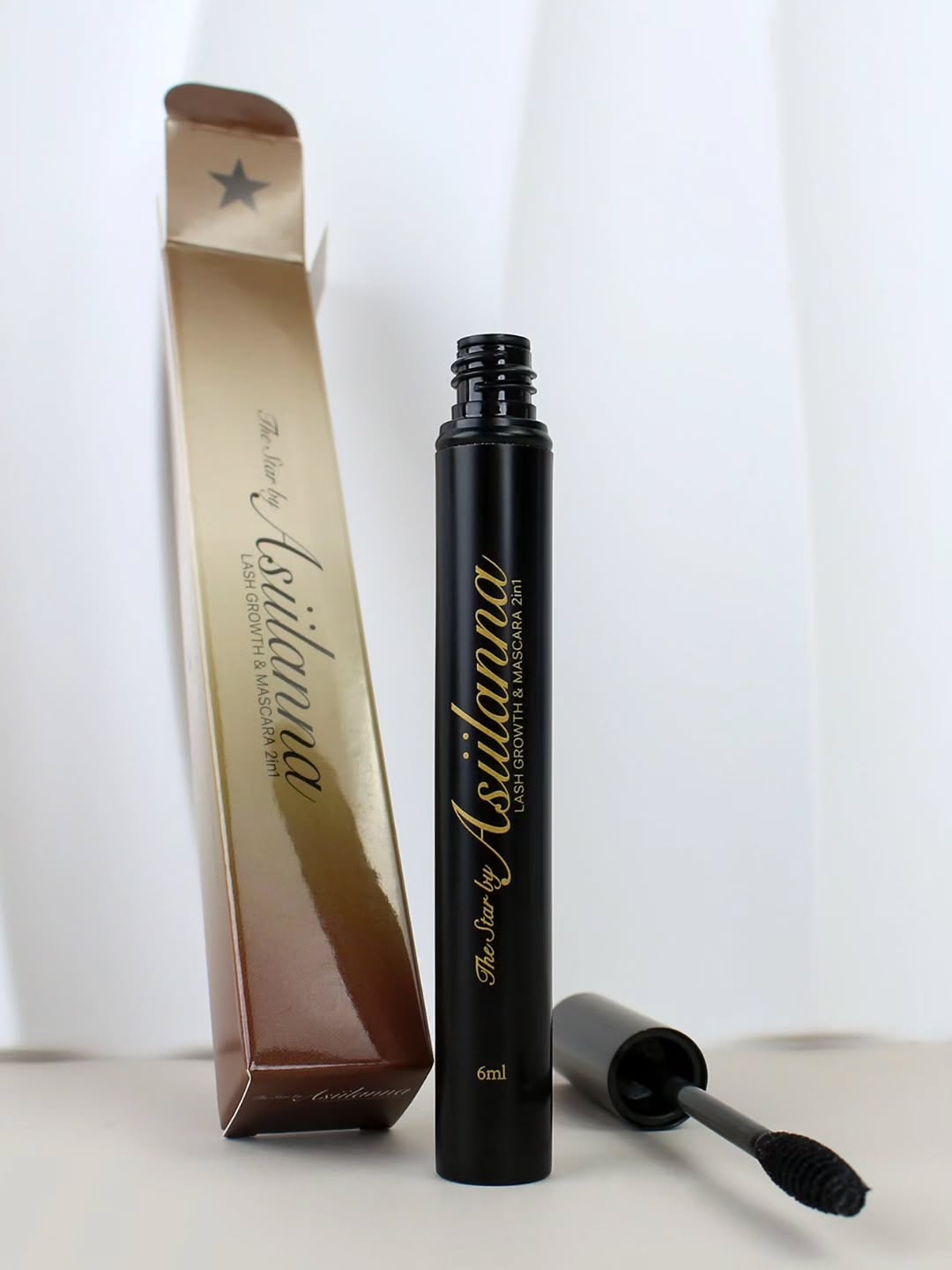 New formulation mascara with plant
extracts, peptides & hyaluronic acid.
Very light, you barely feel it. Soft
when touched with fingers. For
sensitive eyes. Weatherproof. Holds
moisture and, therefore, doesn't flake
and dust under eyes. All day and more
covered! In bonuses, it gives vitamins
& nutrients for healthy and mild lash
growth. Easy removal with only hot
water. No makeup remover. Travelfriendly.
No panda eyes. Healthy ingredients.
🌿♾️🔱
If you are a fan of natural, classy & long lashes, without clumps,
then this product is right for you! 🌿
#mascara #lashgrowthandmascara #healthymascara #lashesbyasiilanna #mascaraserum2in1