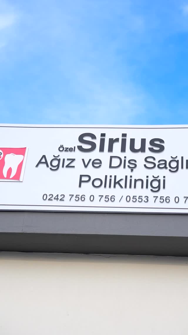 Дорога наша пацієнтко Світлано, завдяки вінірів та лікуванню каналів Ви отримали ту здорову, естетичну та сяючу усмішку, про яку мріяли.
Кожен етап лікування ми проходили з особливою увагою до деталей, і найціннішою нагородою для нас стала Ваша посмішка у дзеркалі наприкінці шляху.
Ваша усмішка — це Ваша найкраща візитівка.
📍 Sirius Dental – Усмішка Вашої мрії стає реальністю тут.