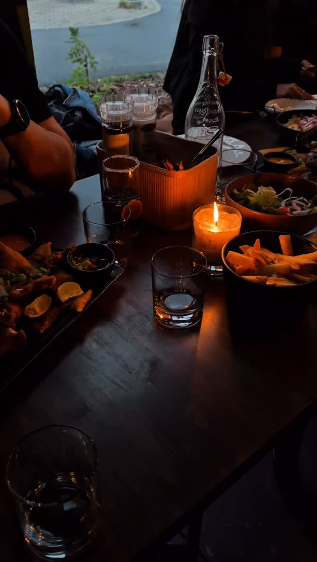 Last weekend recap at Morena. From birthday celebration to amazing Latin dishes and cocktails.🌴🥂
We’re back tomorrow (Tuesday) from 12:00 to 23:00 with authentic food, refreshing drinks, and all the Morena vibes that you love. 🌮🍹