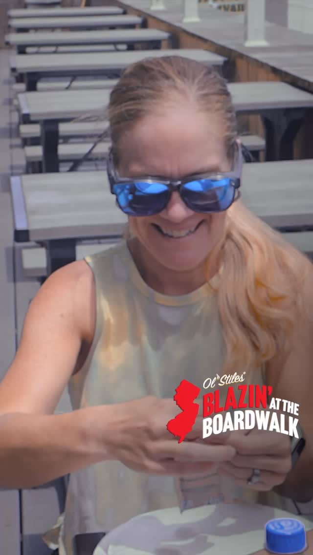 In our house Friday is pizza night! Try some Blazin’ Honey on your next slice! The depth of flavor and heat from 3 varieties of chili peppers 🌶️ 🌶️ 🌶️ and the savory umami of garlic 🧄 will transform every bite. Ol’ Stiles Blazin’ Honey is on sale right now o Amazon for 40% off msrp! #pizza #pizzafriday #myblazinhoney #honey #smallbusiness #hothoney #spicyfood #boardwalkeats #foodie #hotpepper #pointpleasantbeach #localnjhoney #njboardwalk #jerseyshore #farmfresh