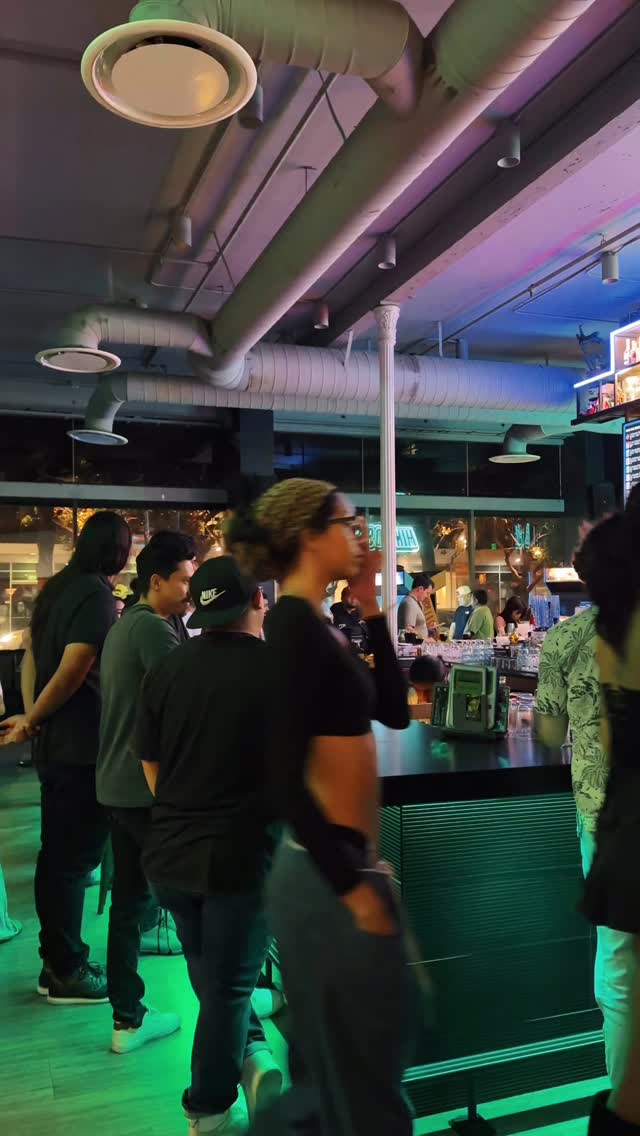 $9.99 pizzas. $9.99 cocktails. Zero excuses. Let’s go. 🔥🍕🍸😛