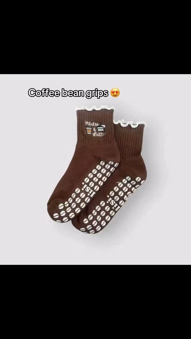 Get your grips on! #reformerpi̇lates #pilates #fitness #barre #reformerpilates #pilatesinstructor