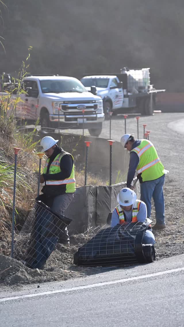 We’re proud to be part of a @caltransdistrict4 project with OC Jones on Route 1 in Sonoma County. This work stretches from the Marin County line all the way to Mendocino County and includes installing centerline rumble strips, shoulder widening, applying thermoplastic striping.
Right now our team is handling the erosion control for the shoulder widening — ensuring stability, safety, and a lasting finish. 🚧
#erosioncontrol #erosion #erosioncontrolexperts #erosioncontrolsystems #siltfence #caltrans #californiaconstruction #californiaroads #constructionsiteservices