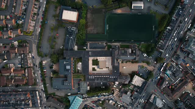 ๐ฅ A small campus with a world of impact.
From the Falls Road in Belfast, St Maryโs University College has shaped generations of teachers, leaders, & artists โ carrying its spirit & values across the globe.
Drone view by Virtual Towns ๐โจ
#Belfast #Education #Community #GlobalImpact #DronePhotography