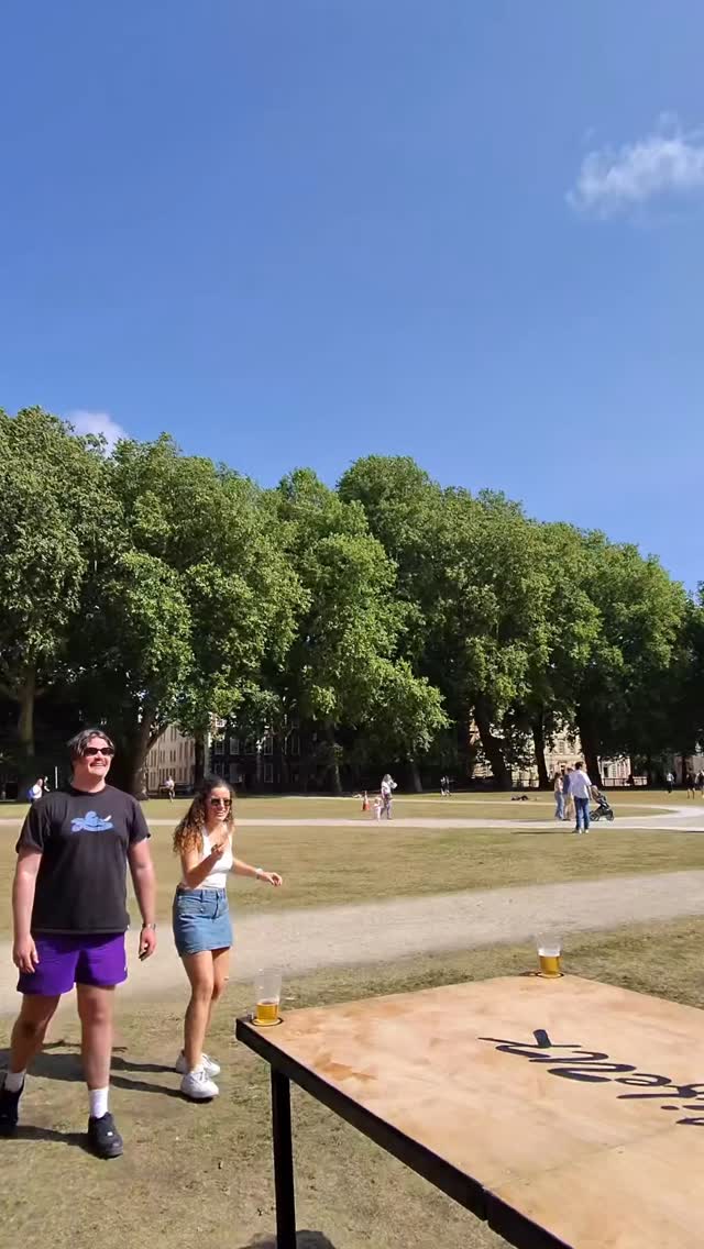 Bounce-in Sink from a toss ๐คฏ
Made it to the insta girl @sarahcastillo1 ๐
#dyeislife #beerdie #dye #sports #drinking #games #university #students #socials #unisocials #drinkinggames #freshers #beerpong #beer #events #stag-do #summer #outdoorgames