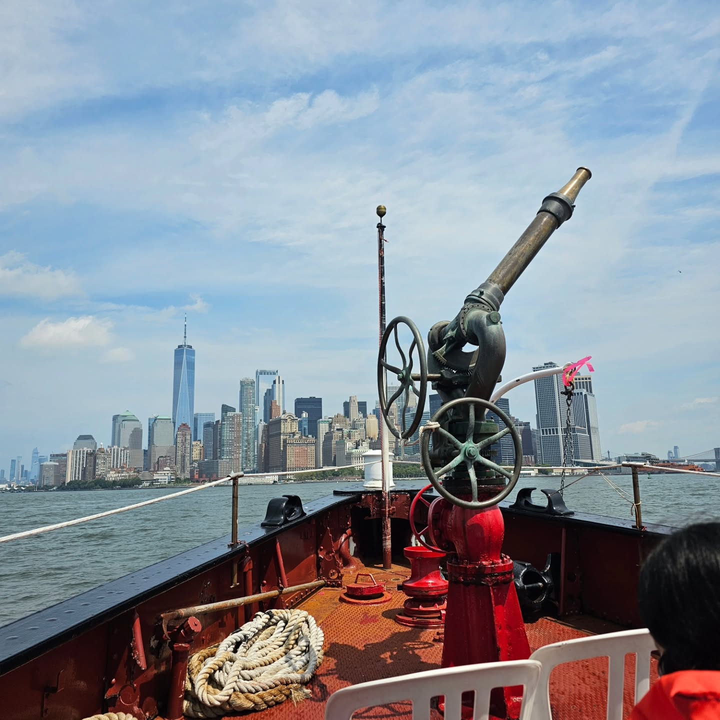 Who says you have to spend a fortune to have a great time in NYC? Today, we hopped on the historic John J. Harvey fireboat, and it was completely free! So many of the city’s best experiences are waiting for you without a price tag. Let me know your favorite free things to do in the comments—I'm always looking for new ideas! ⚓️🗽
#NYCforFree #FreeThingsToDoNYC #JohnJHarvey #NewYorkCity #CityLiving #newyorknurturers #sundayfunday #familyadventures