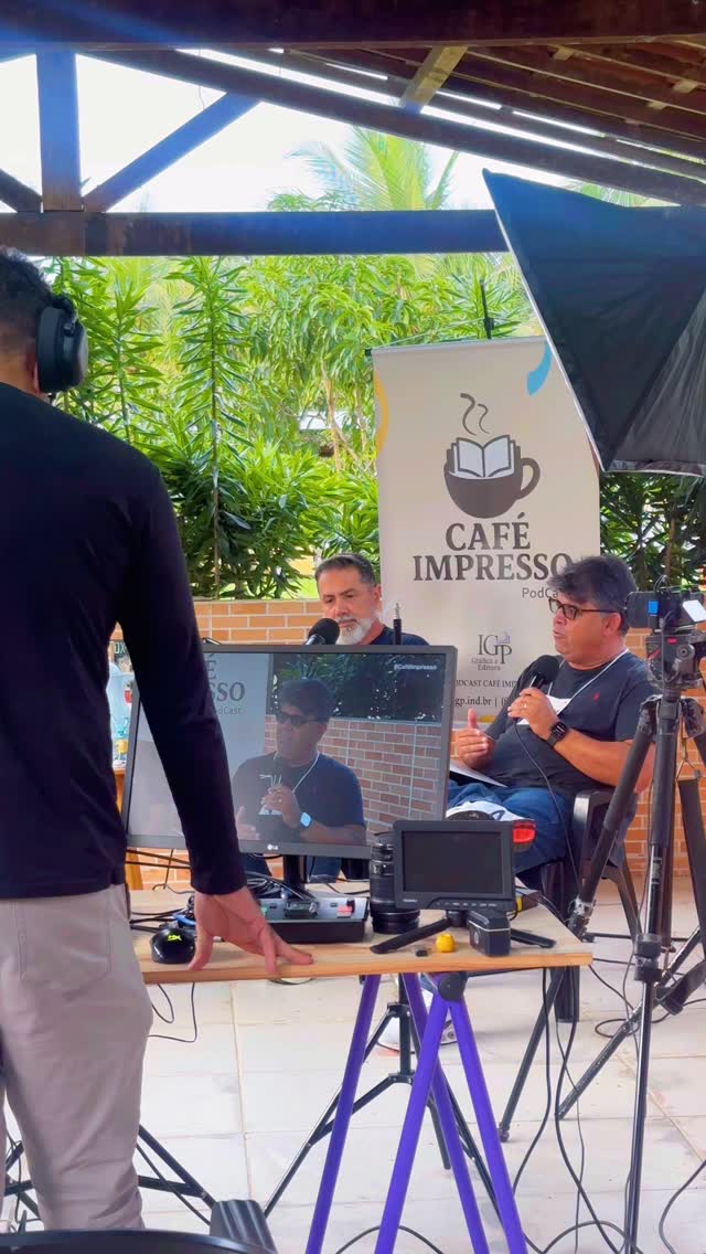 Bastidores do Café Impresso, no acampamento de homens músculo, bigode e caráter. Agradecemos @ipgracas pela oportunidade de falar sobre o livro do querido Rev. @antoniosaviosimoes, integridade perdida, e aos queridos Rev @rev.pedro.lino e @betoferreirac pela nobre participação do nosso podcast! Deus abençoe o ministério dos irmãos! #avivamento #livrolançamento #ctkunited #presbiterianadasgraças