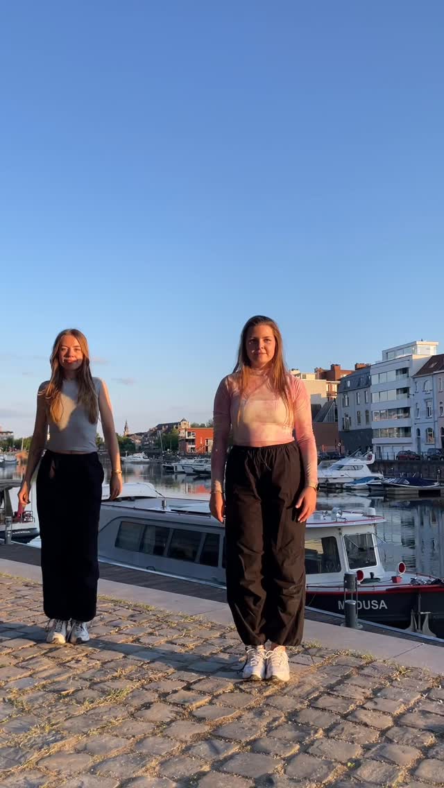 Kan je niet wachten om te dansen? 🪩
Je moet niet lang meer wachten want onze eerste lessen starten al in de week van 1 september! 🤩
Je bent meer dan welkom om eens langs te komen voor een proefles of om je meteen in te schrijven.
😮 Wist je dat je ook per maand kan inschrijven? Je kan alle informatie rustig nalezen op onze website (in bio).
Wij zien jullie heel graag binnenkort op de dansvloer! 🩷🙌🏼